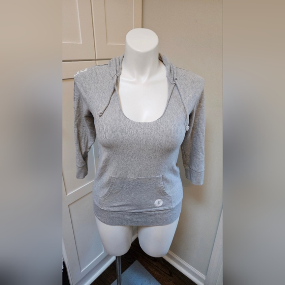 Aerie Fit US Medium Gray Hooded Top - Picture 2 of 7